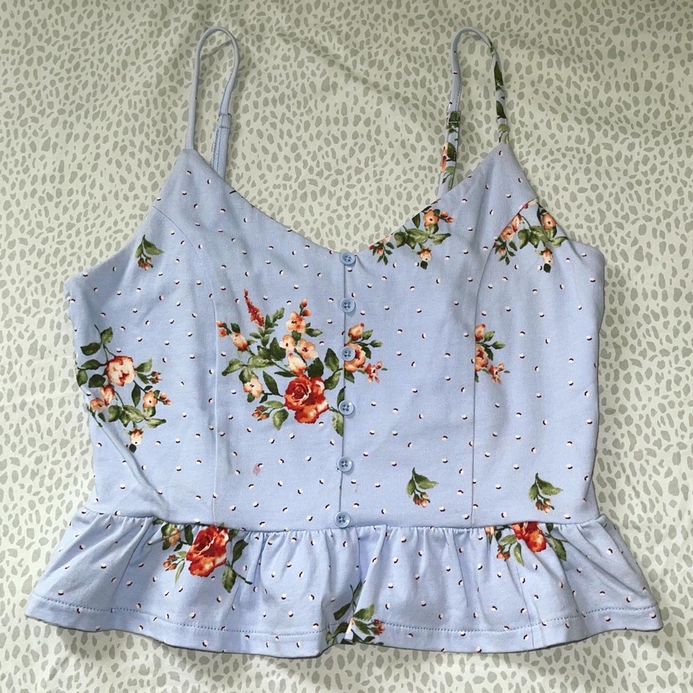 Pastel Blue top 🕊